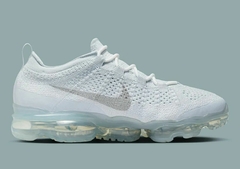 NIKE VAPORMAX 2023 en internet