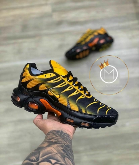 Air max plus hot sale black orange yellow