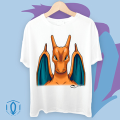 Remera Oversize Charizard Face Blanca