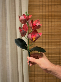 Flor Orquídea Marsala Artificial - comprar online