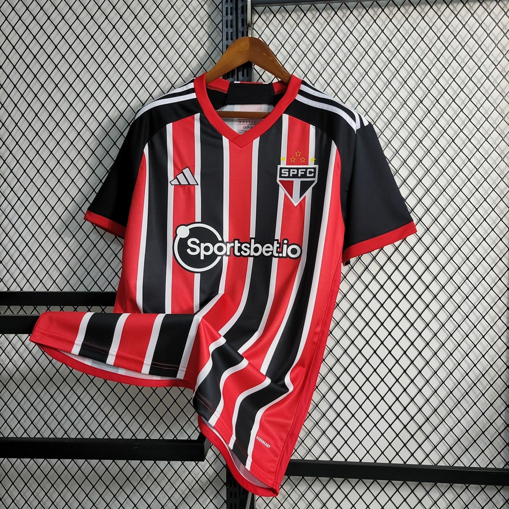 CAMISETA DEPORTIVA ROJA 23