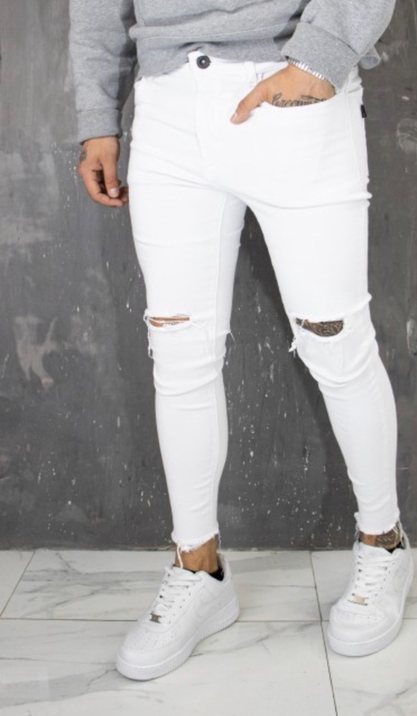 Jeans blanco con roturas new arrivals