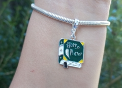 Livro Harry Potter verde Sonserina - comprar online