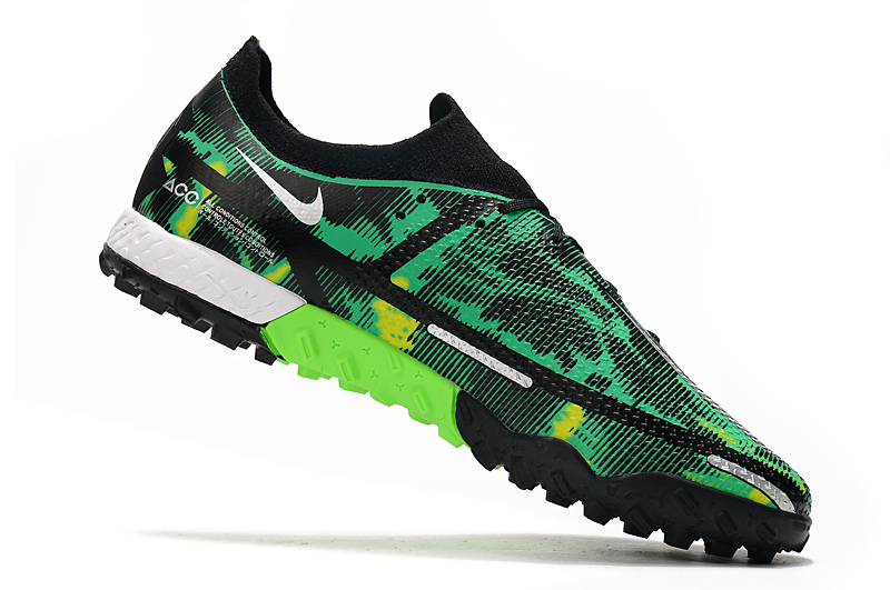 Chuteira nike camuflada 2025