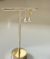 Argola click com pingente de pérola gota banho de ouro 18k - comprar online