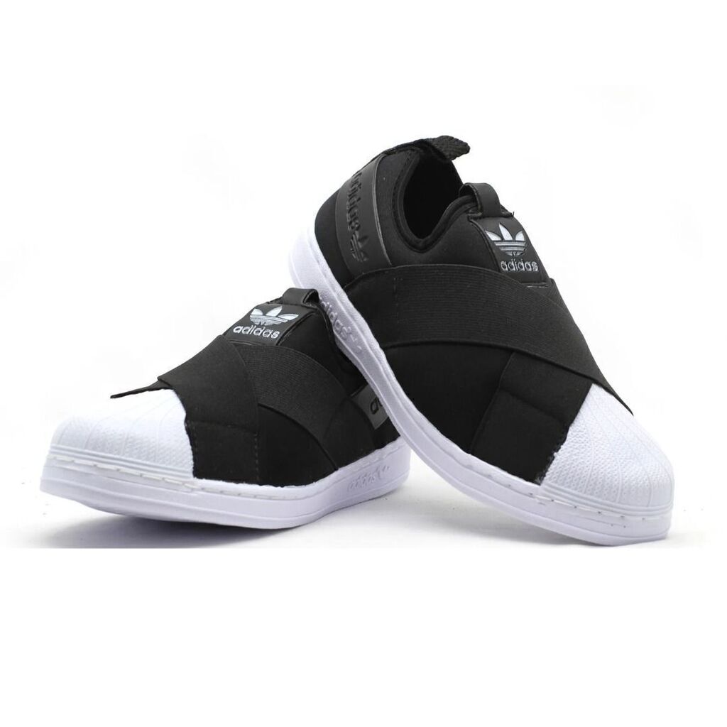 T nis Adidas Slip On