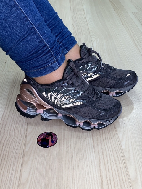Tenis Mizuno Prophecy 8 Cinza e Rosa VV Multimarcas