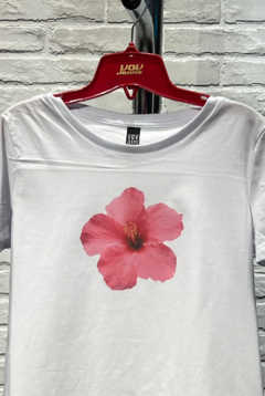 REMERA FLOR HAWAI ZA - comprar online