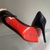 LOUBOUTIN Scarpin Preto - Mega do Luxo