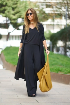 Conjunto 03 peças Pantalona - regata e cardigan Preto - Closet Confidencial