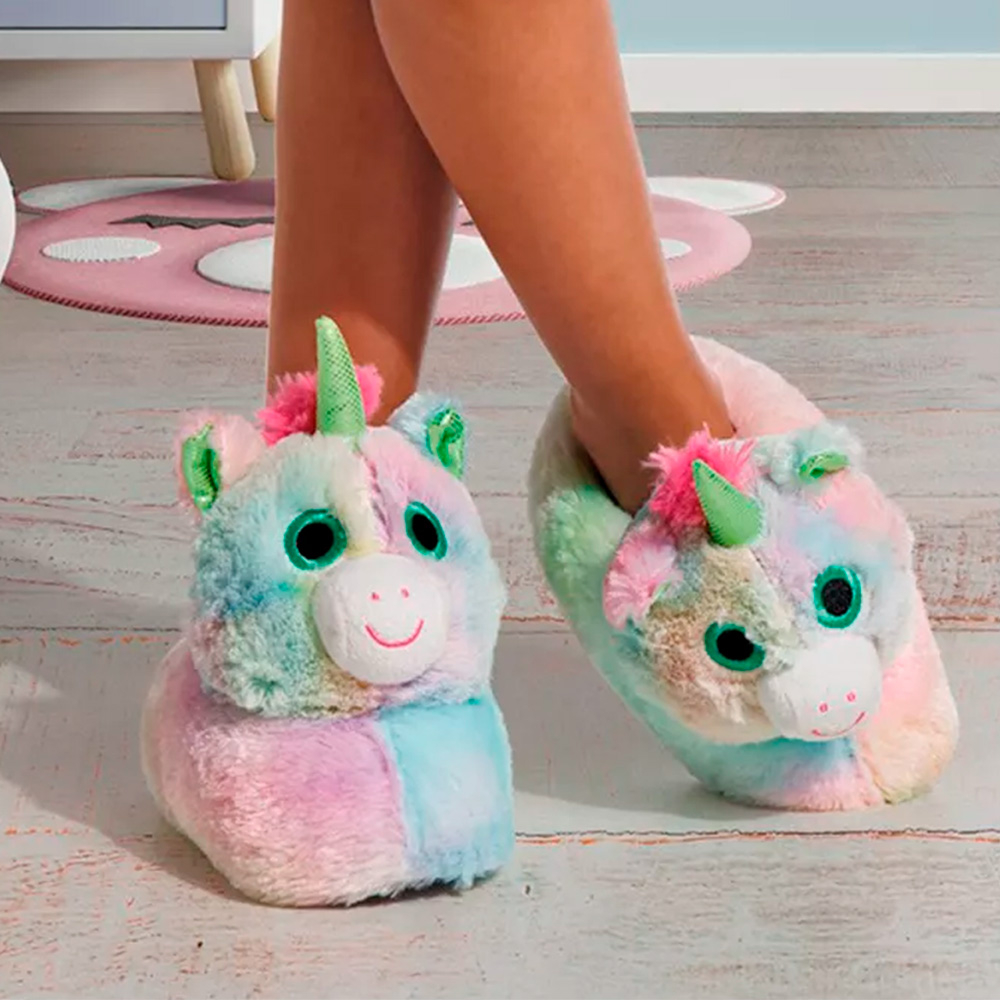 Calcado Infantil Pantufa Fofinha Para Inverno Unicornio Arco Iris