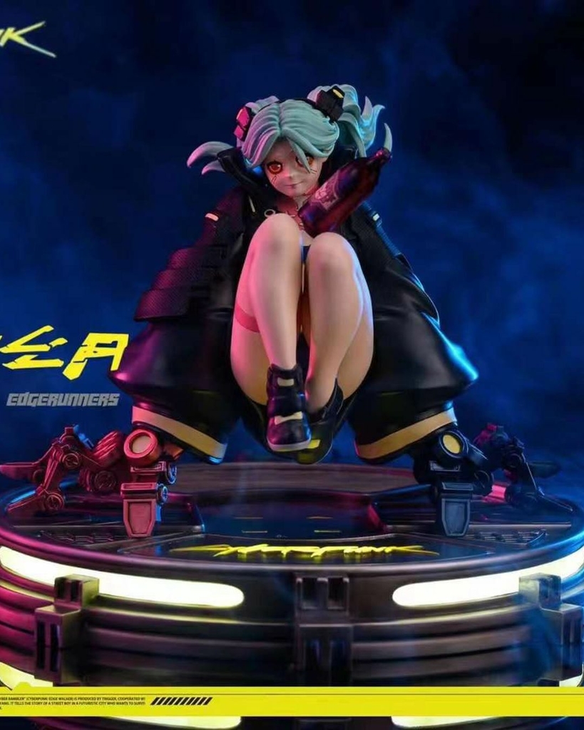 Cyberpunk: Edgerunners Rebecca Vinyl Figure