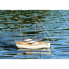 Yacht Bruma 1:43 KIT para montar na internet