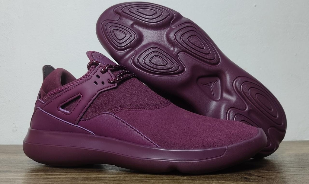 Tenis Nike Jordan Fly 89 BG