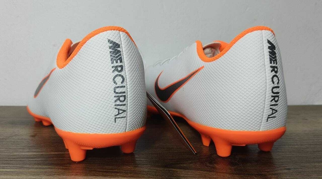 Chuteira Mercurial Vapor Club