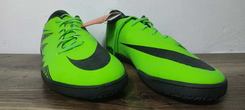Chuteira Nike Futsal Hypervenom