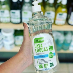 Lava Louças Neutro Sensitive Sem Fragância Biodegradável Biowash 650ml - comprar online