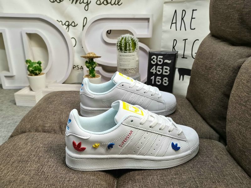 Adidas superstar vendita hotsell