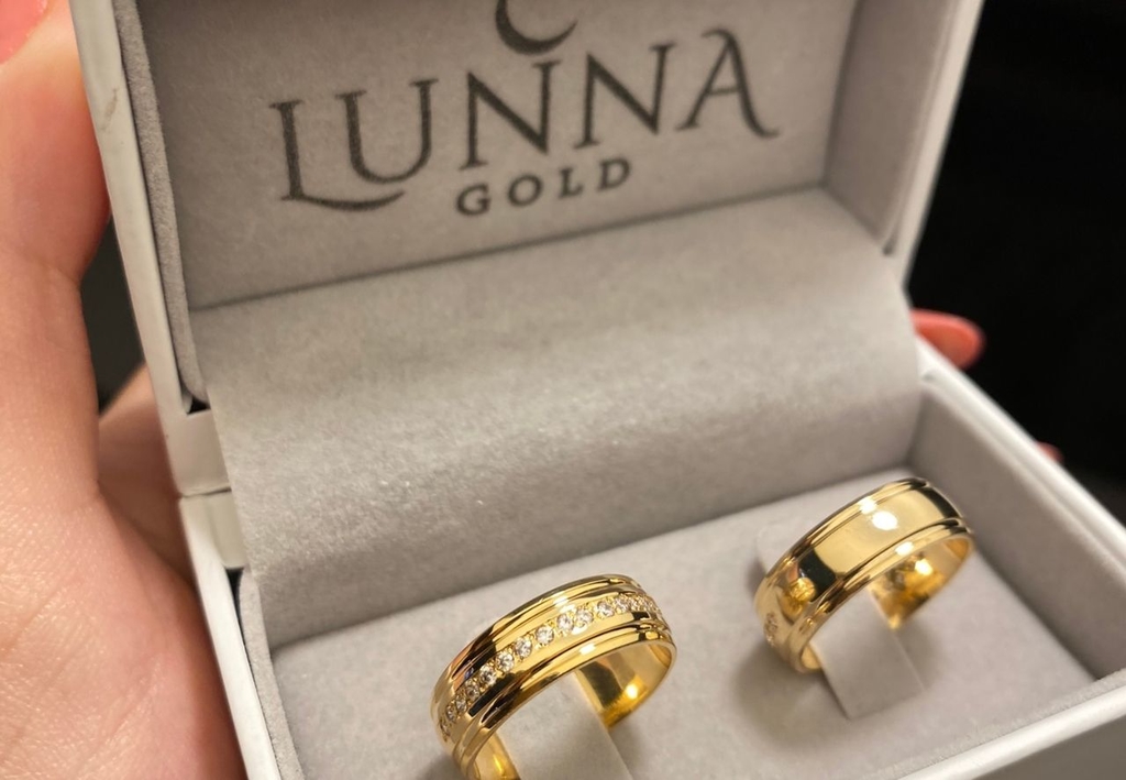 Alianças de Casamento: Eternize Seu Amor Com a Lunna Gold