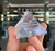 Mini Pirâmide Quartzo Cristal Com Arco-Íris 32mm 54g - comprar online