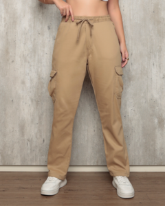 Calça Jogger Sarja Cargo Feminina com Elástico na Perna e Cordão - KS Casual