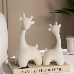 Conjunto Escultura Girafa Decorativa