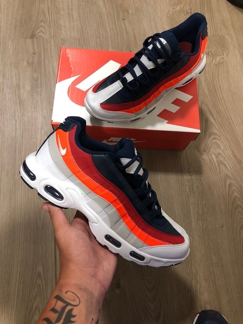 Air max 95 laranja hotsell