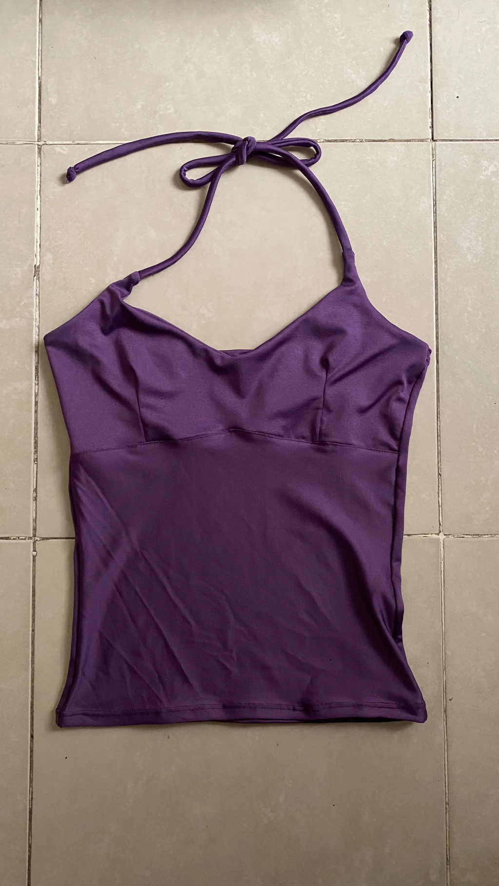 Exclusive Top Halter Morado 90s