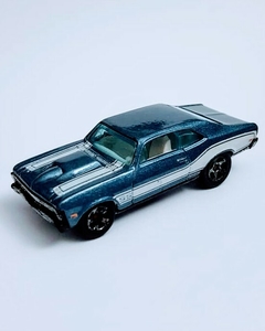 Chevy Nova 68 / Hot Wheels - Mattel