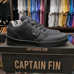 CAPTAIN FIN MACBA BROOKLYN FULL BLACK en internet