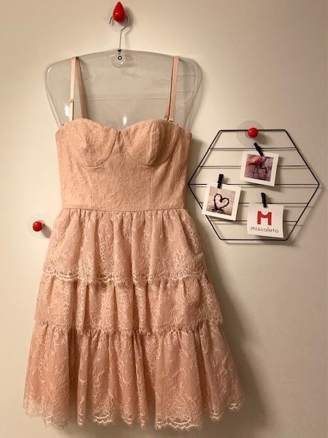 Vestido bcbg cheap max azria