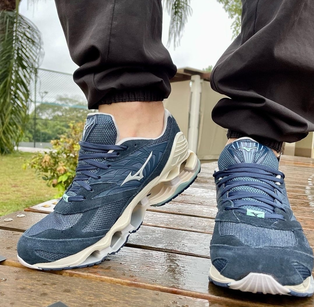 Mizuno jeans clearance