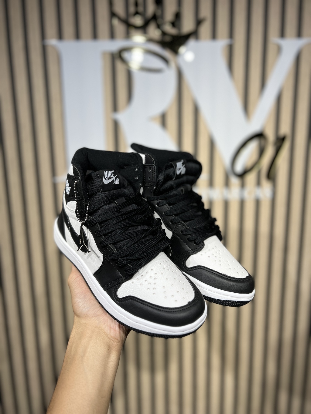 Air jordan 1 mid preto best sale