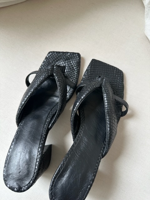 Sandalias cuadradas clearance