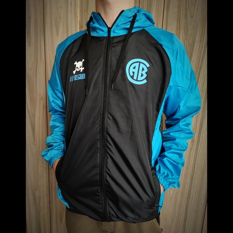 ROMPEVIENTOS BELGRANO UNISEX CELESTE Y NEGRO