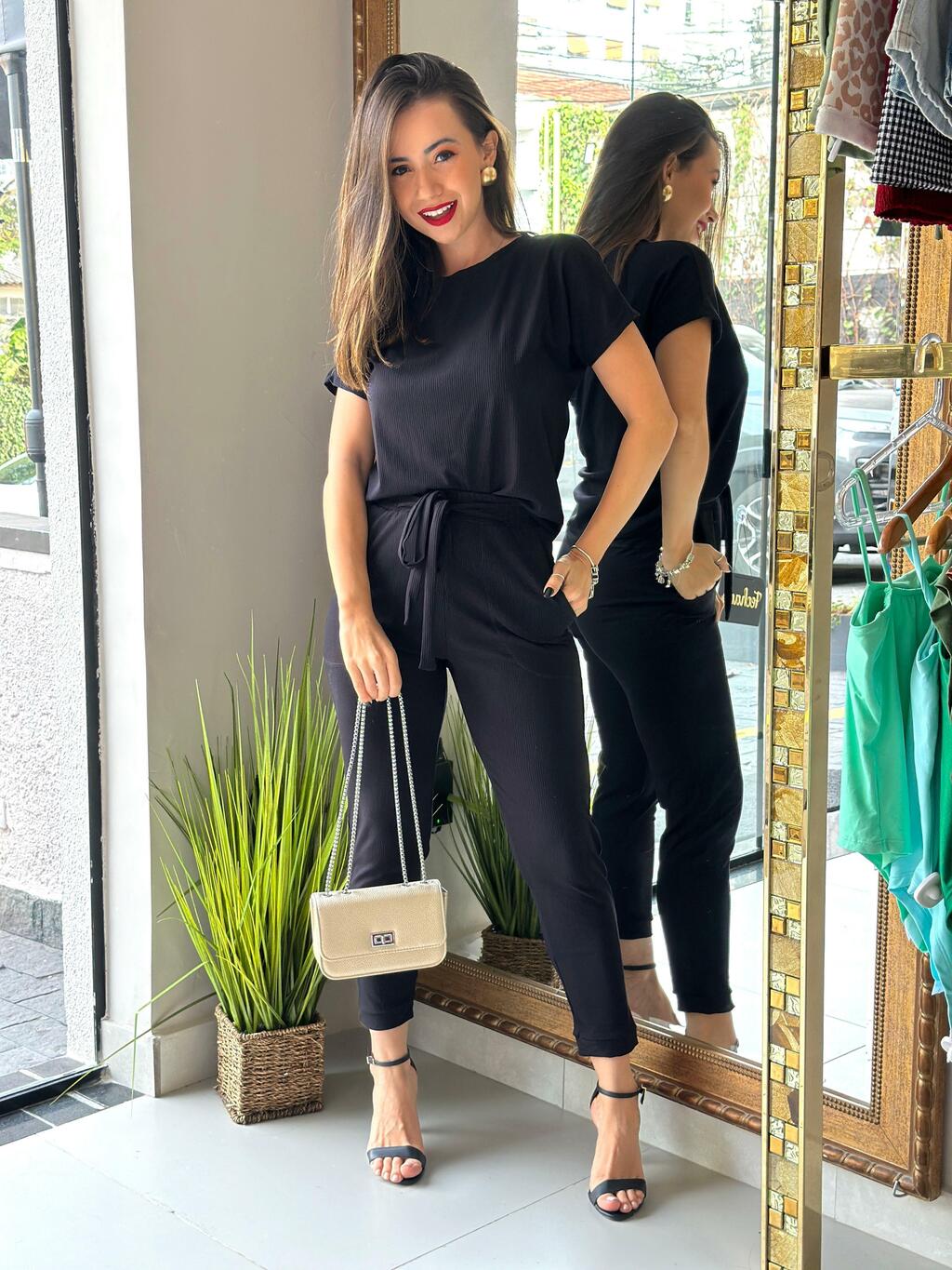 Conjunto Allure Blusa e Calca Jogging Groovy Forever