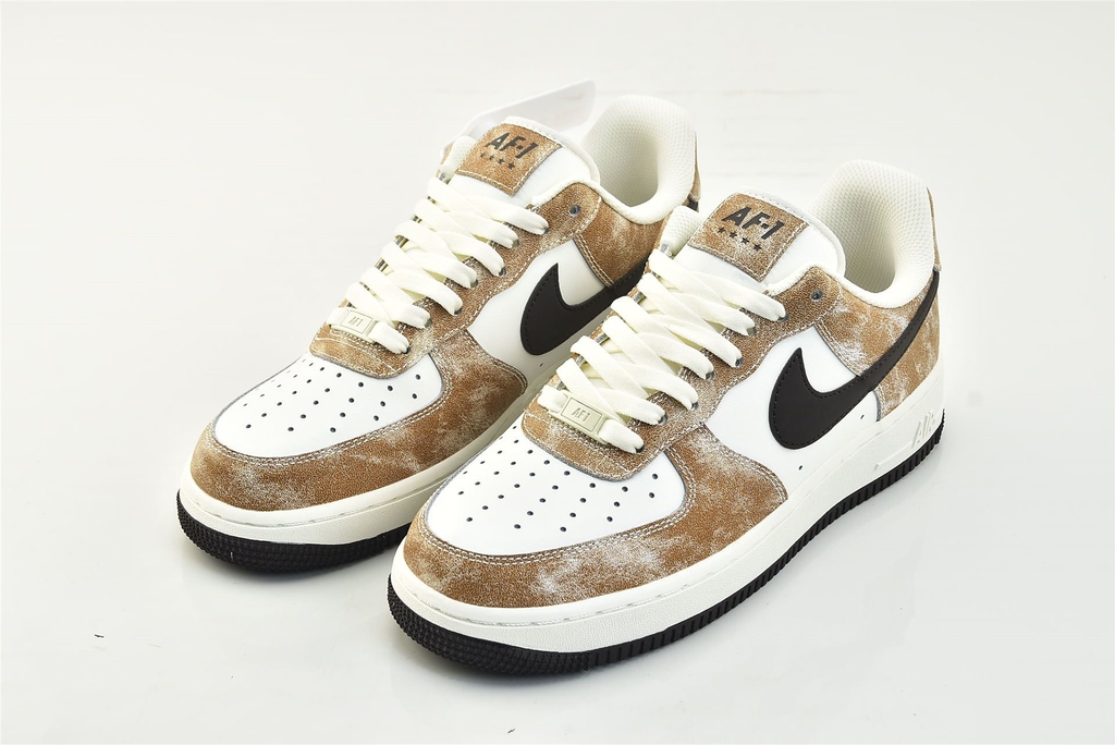 Nike air force 1 preto e marron top