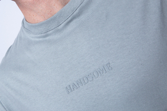 REMERA HANDSOME AZUL (R120) - comprar online