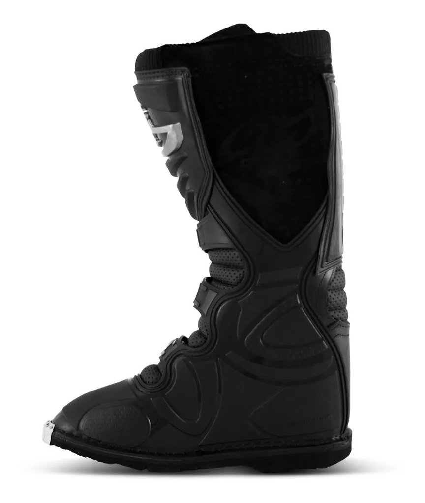BOTA JETT TRAIL PRO TORK PRETA Estilo OFF ROAD LTDA
