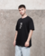 Remera Out Of Stock Negro - comprar online