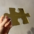 Puzzle Missing Piece Dourado