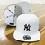 Bone NY Yankees Aba Reta Branco / Preto - loja online