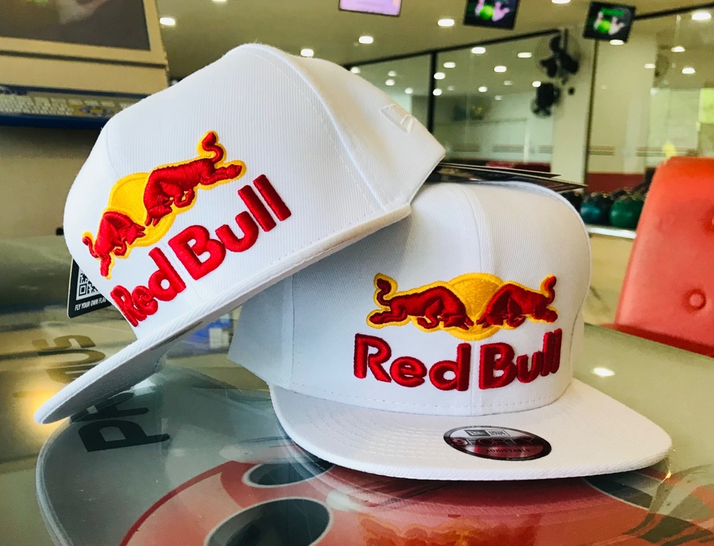 Bone RED BULL Aba Reta Branco - Comprar em ABC BONÉS