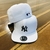 Bone NY Yankees Aba Reta Fechado Branco / Preto - (Forma Grande)