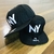 Bone NY New York Aba Reta Fechado Preto / Branco - comprar online