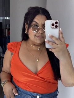 Cropped babado Brenda na internet