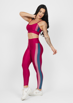 Top Vivi + Legging Tricolor Framboesa + Sereno + Blush - RAIRAM®