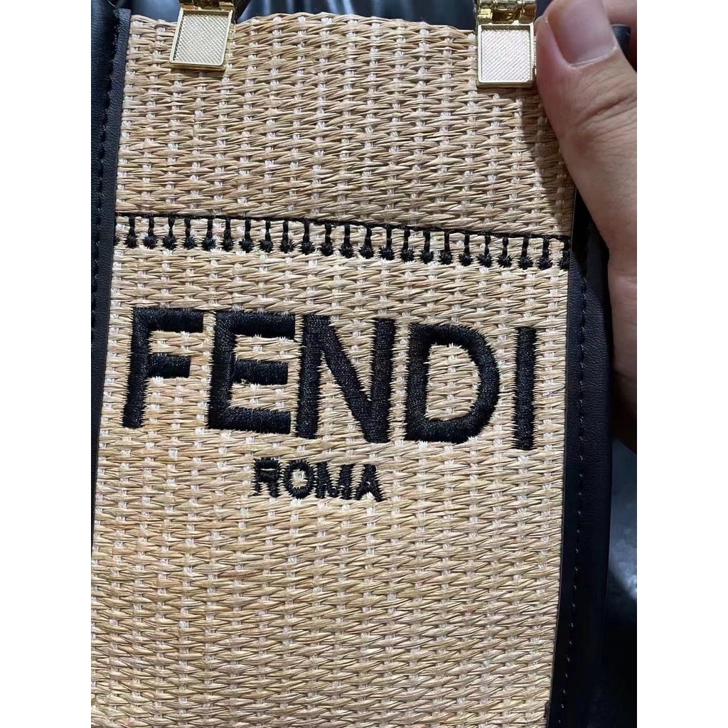 Bolsa feminina Fendi palha 03 na marktub import