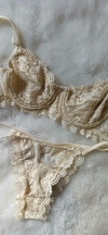calcinha marfim