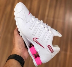 Tênis Nike Shox 4 Molas – Branco e Rosa